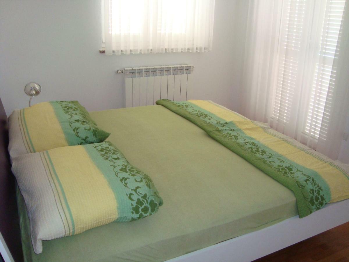 Apartment Golf Crveni Vrh Extérieur photo